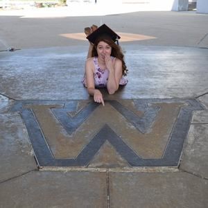 Meet your Posher, Abigail